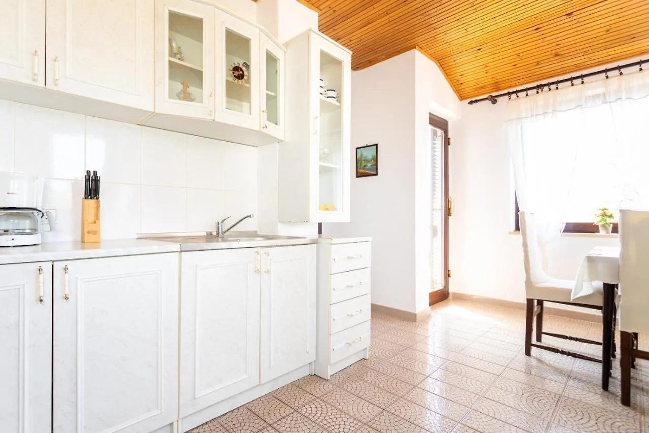 Apartment Marica Malinska Croatia