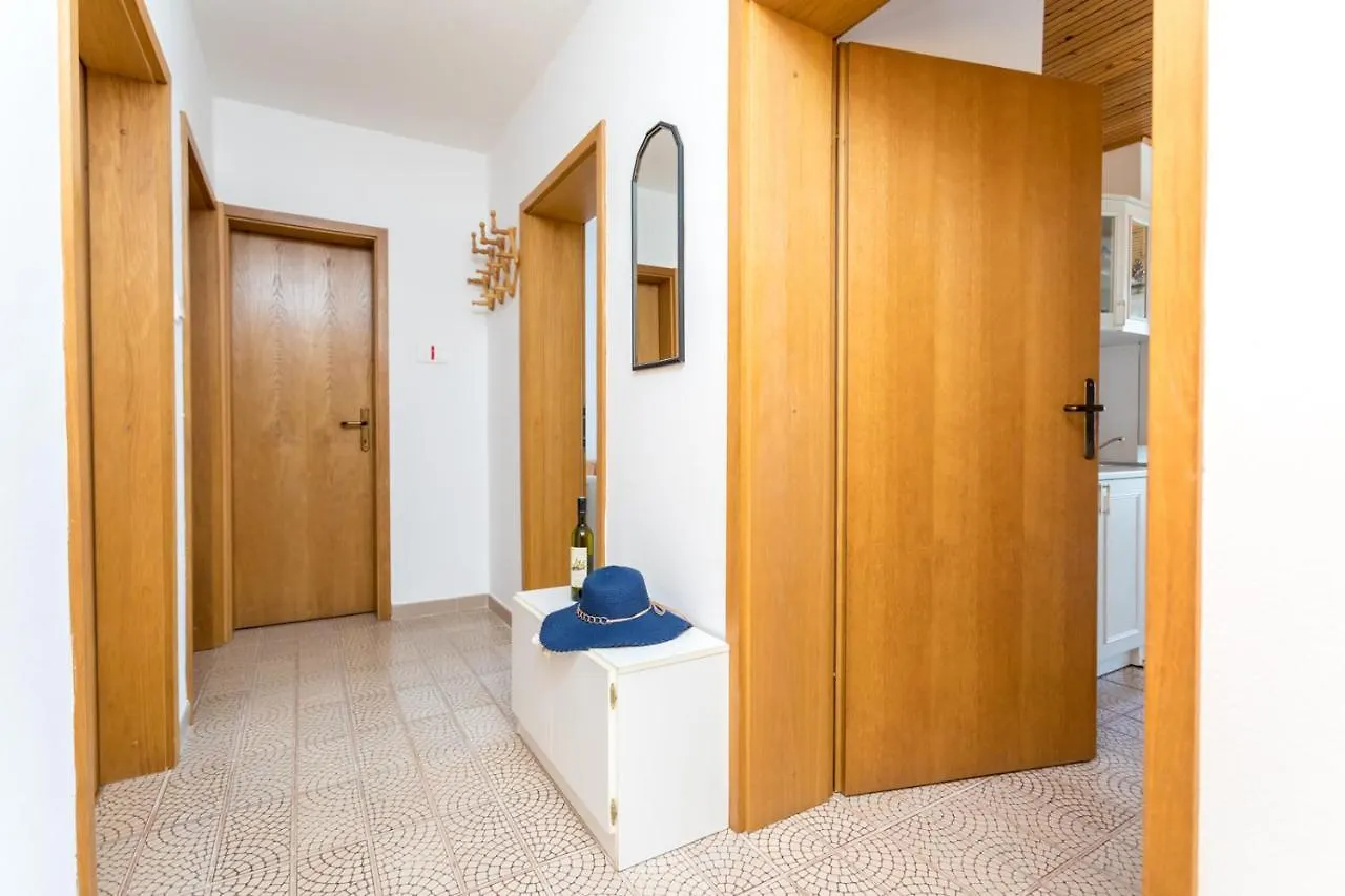 Apartment Marica Malinska 0*,