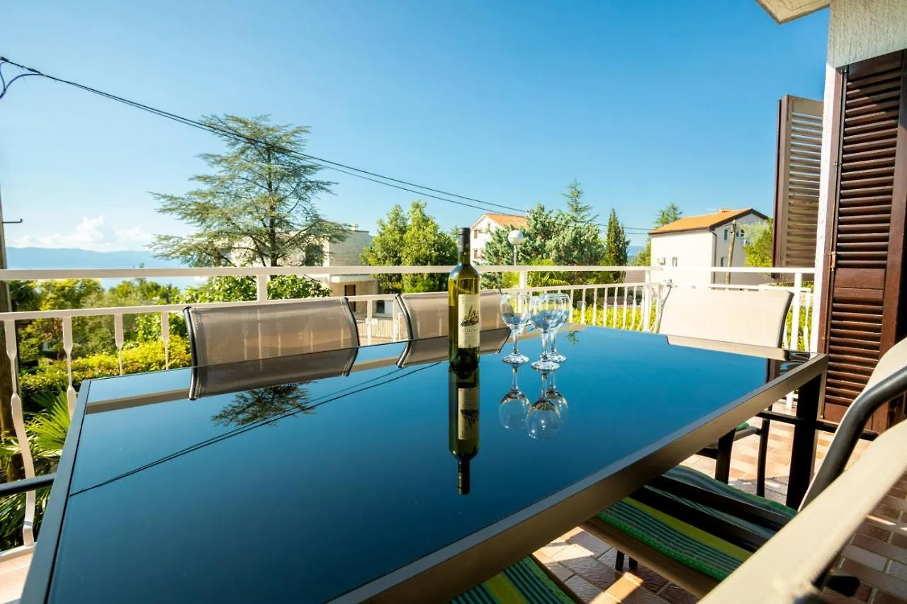 Apartment Marica Malinska